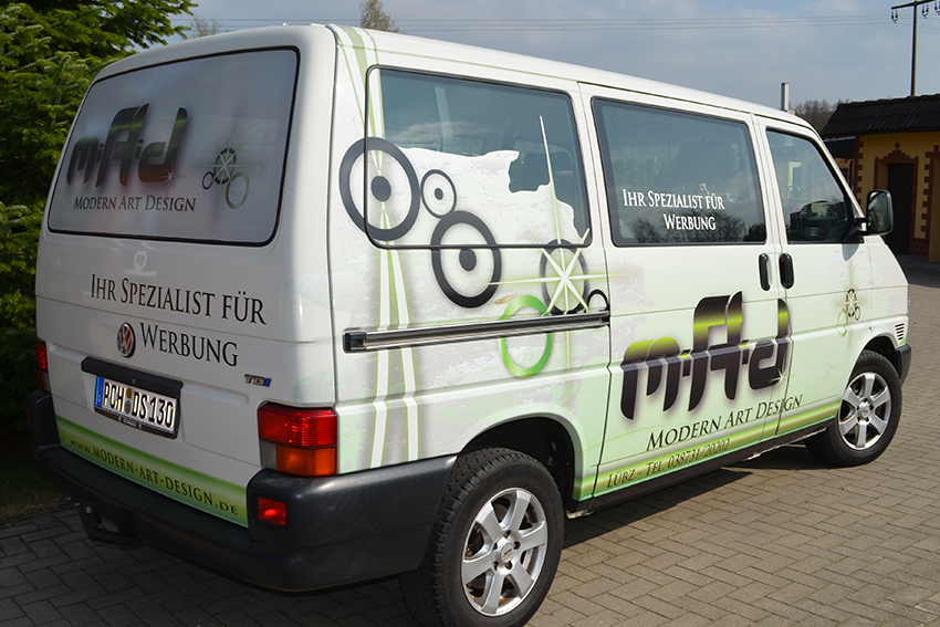 Modern Art Design - Fahrzeugbeschriftung