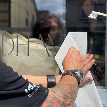 Modern Art Design - Außenwerbung/Leuchtreklame/Werbebanner